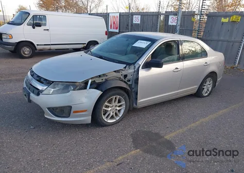 2010 Ford Fusion S from USA, damaged, VIN 3FAHP0GA3AR341042